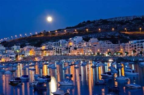 st pauls bay malta nightlife